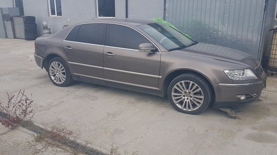 Bara fata completa cu senzori parcare si spalatoare faruri vw phaeton 2009