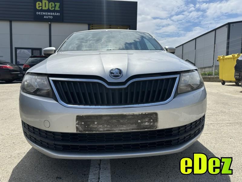 Bara fata completa culoare argintiu - la7w Skoda Rapid (2012-2017)