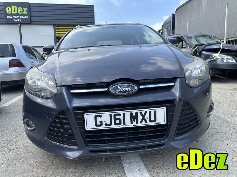 Bara fata completa culoare midnight sky Ford Focus 3 (2011-2015)