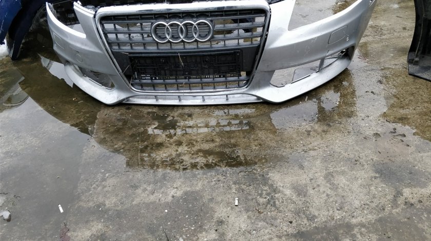 Bara fata cu grila radiator/centrala Audi A4 B8 2008/2011 8K0807437A