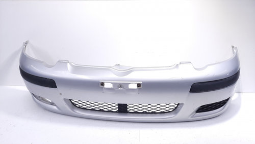 Bara fata cu grile, cod 52119-0D090, Toyota Yaris (P1) (id:493964)