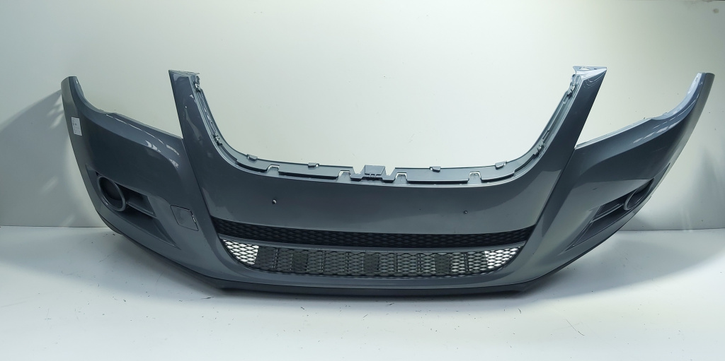 Bara fata cu grile, Vw Tiguan (5N) (id:690146)