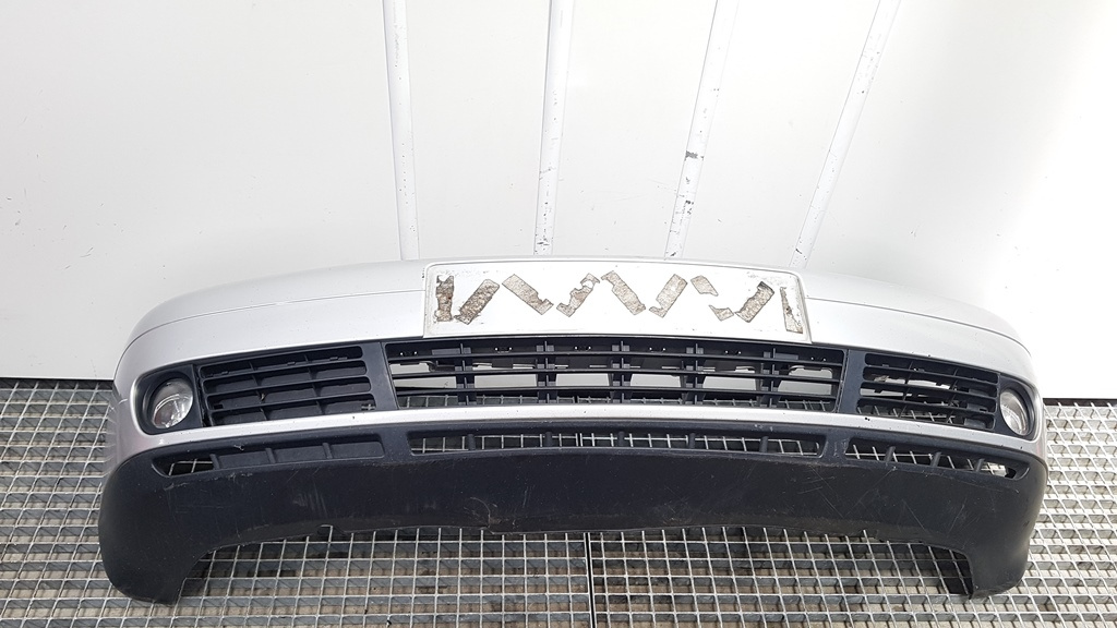 Bara fata cu proiectoare, Audi A4 (8D2, B5) (id:370899)