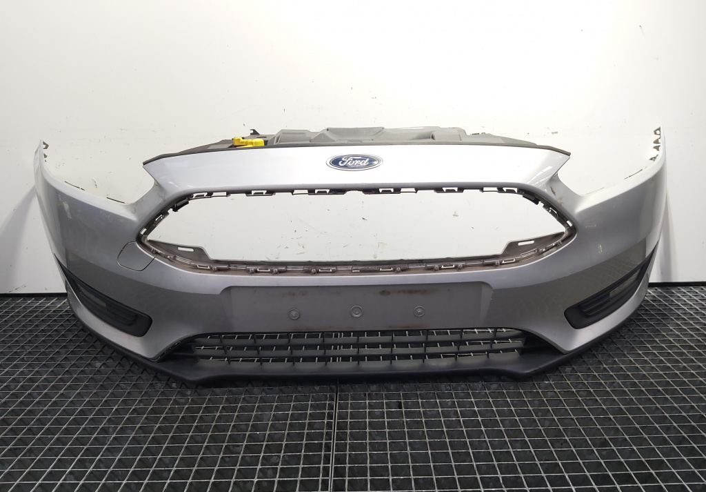Bara fata cu proiectoare, Ford Focus 3 Turnier facelift (id:701639)