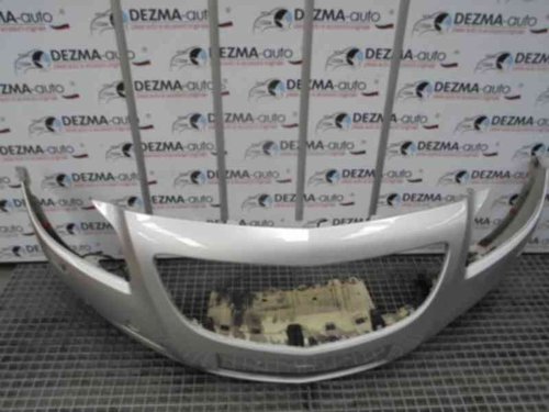 Bara fata cu proiectoare , Opel Insignia Combi