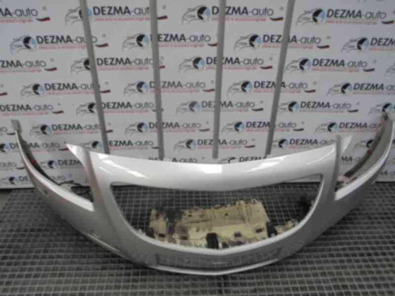 Bara fata cu proiectoare , Opel Insignia Sports Tourer