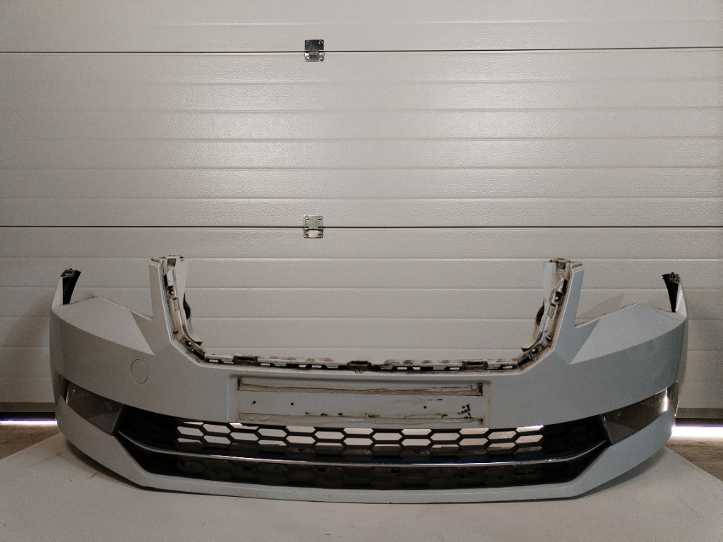 Bara fata cu proiectoare Skoda Superb 3 3V0807221
