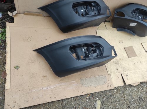 Bara fata dreapta Iveco Daily 4 IV Facelift (2019-2022) cod 105802315894EZ