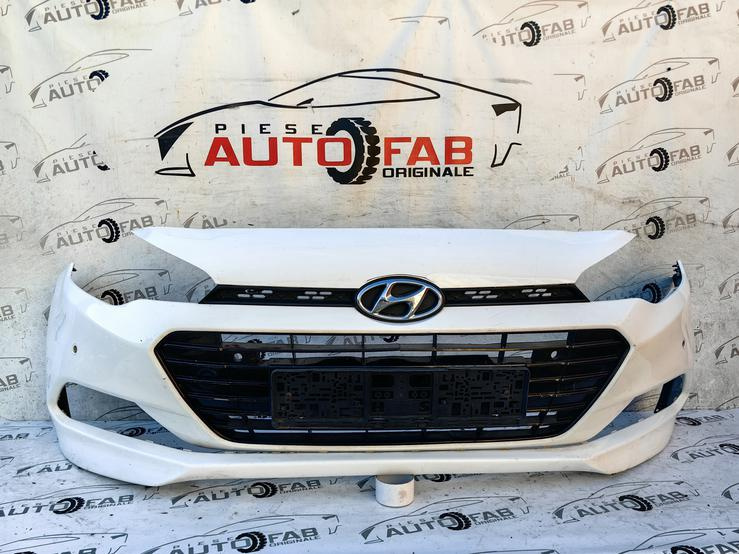 Bara fata Hyundai i20 an 2014-2015-2016-2017-2018 Gauri pentru 4 senzori. GRILA SI BARA PREZINTA DEFECTE CMXDNFT5AR