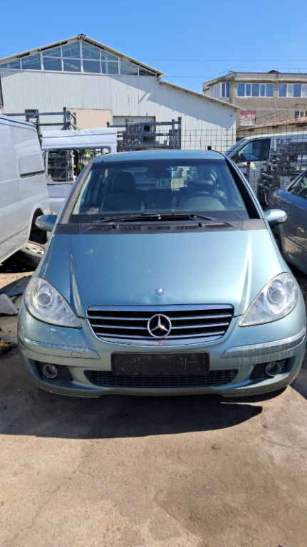 Bara fata Mercedes A-Class 150 benzina, cod motor 266.920 70KW / 95 Cp , transmisie manuala 5+1, an 2005