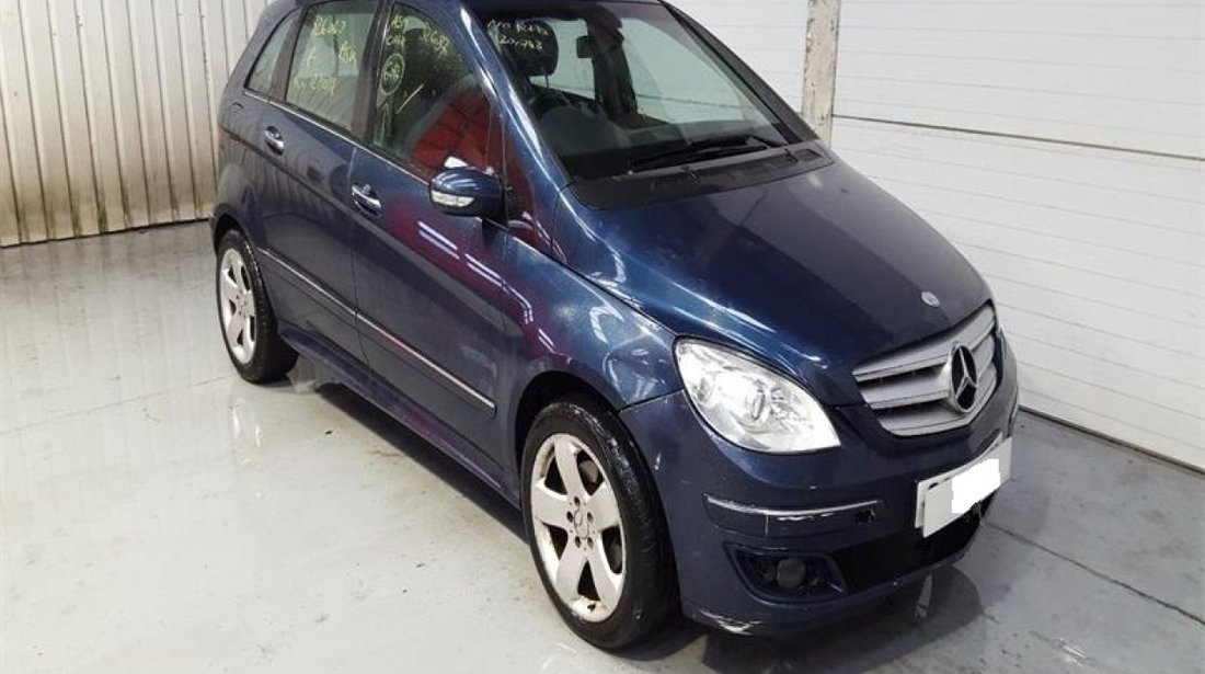 Bara fata Mercedes B-CLASS W245 2006 Hatchback 180 CDi