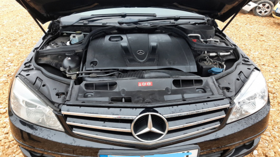 Bara fata Mercedes-Benz C-Class W204/S204 [2007 - 2012] Sedan 4-usi C220 CDI MT (170 hp)