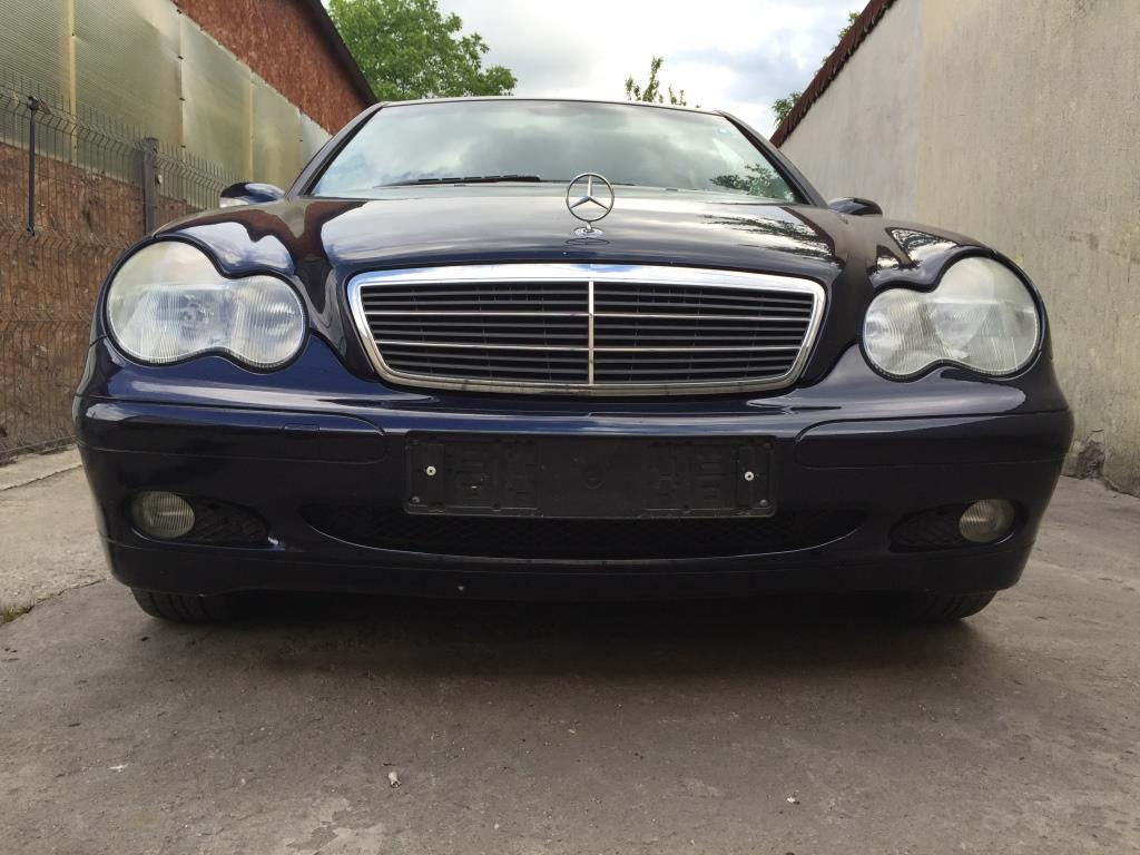 Bara fata Mercedes c class w203 an 2000-2004
