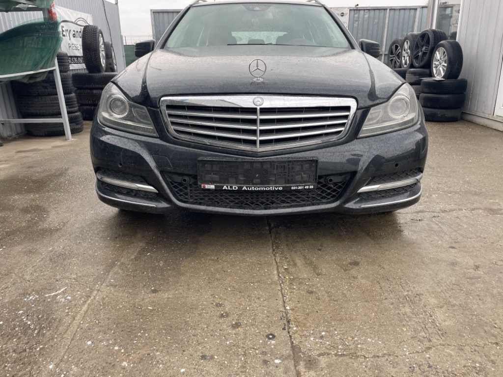 Bara fata Mercedes c class W204 Facelift