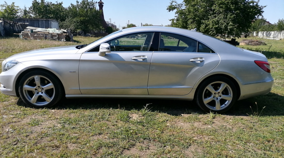 Bara fata Mercedes CLS W218 2013 coupe 3.0