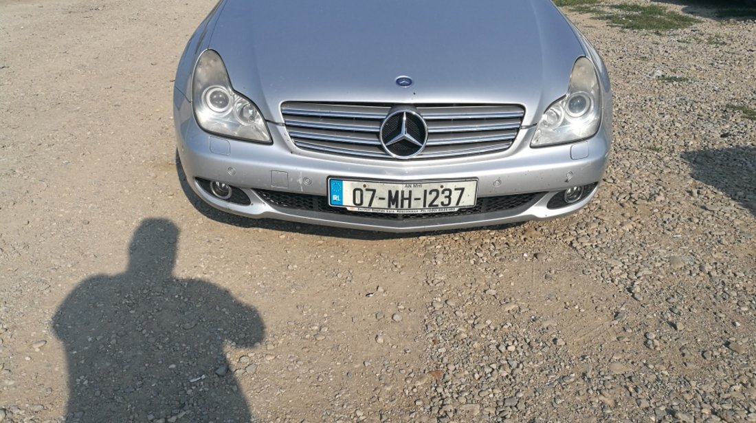 Bara fata Mercedes CLS W219 2006 3.0 cdi