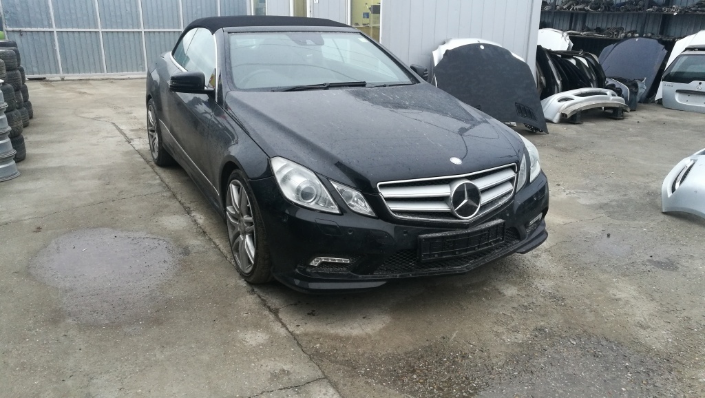 Bara fata Mercedes E-CLASS cupe C207 2012 CABRIO AMG W207 E350 CDI W207 AMG