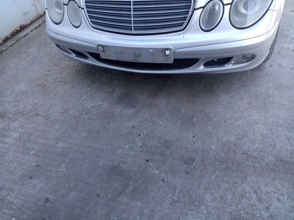 Bara fata Mercedes E class w211 classic