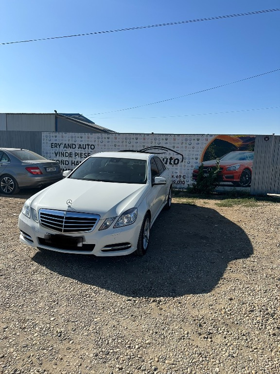Bara fata Mercedes e class w212 model cu senzori și spalatoare