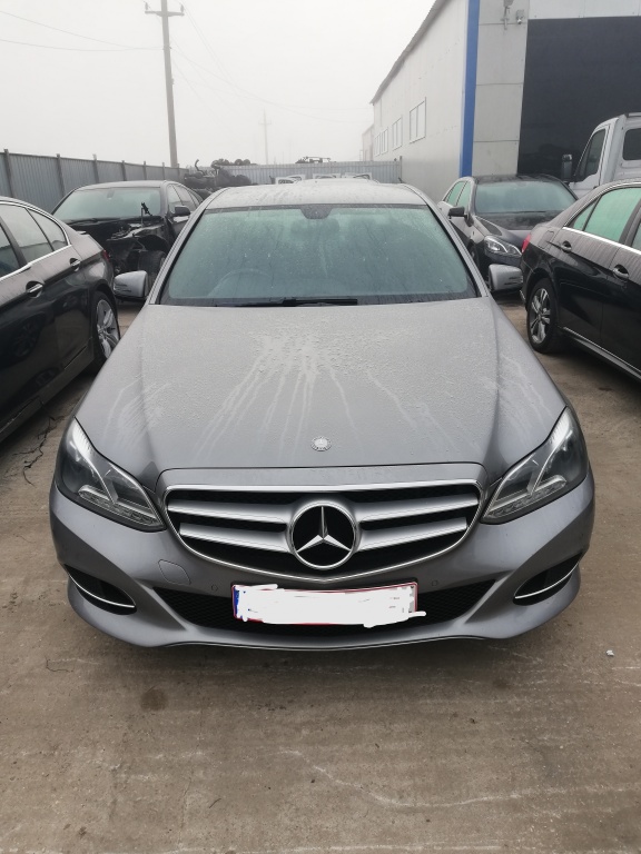 Bara fata Mercedes E W212 Facelift 2015