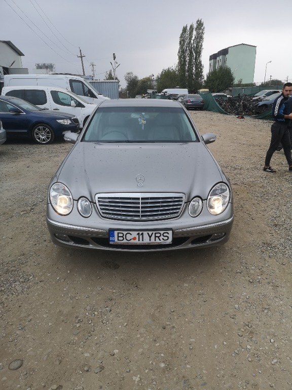Bara fata Mercedes E220 cdi w211 an 2002-2006