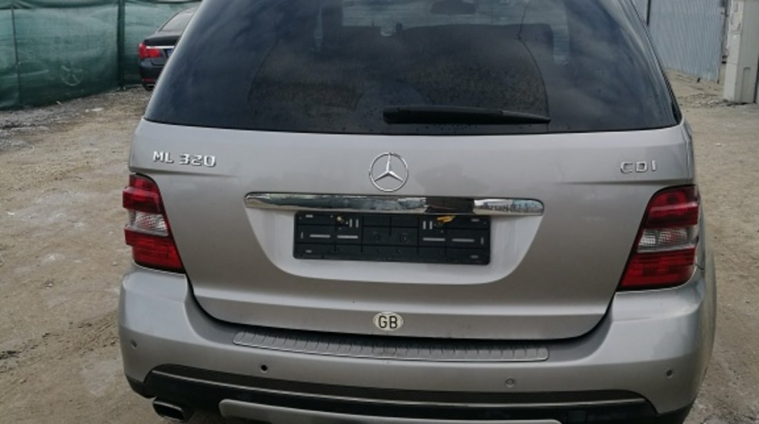 Bara fata Mercedes M-CLASS W164 2007 JEEP ML320 CDI