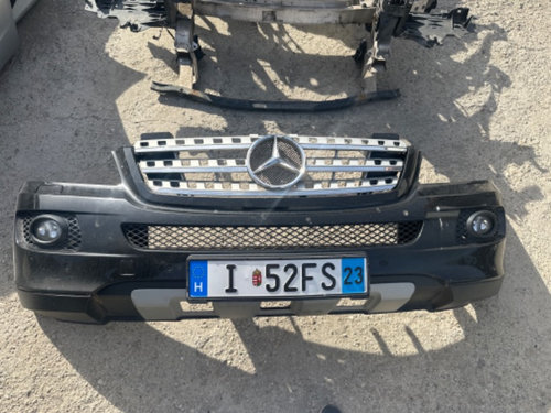 Bara fata Mercedes ml w164 completa model cu spalatoare și senzori parcare