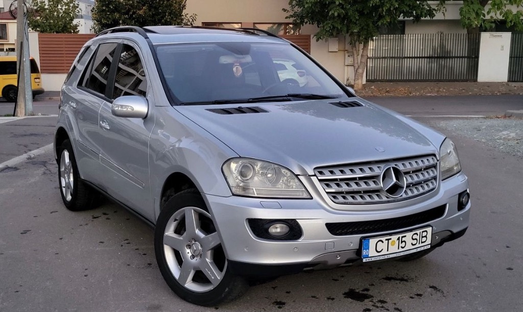 Bara fata Mercedes ml w164 model cu senzori și spalatoare