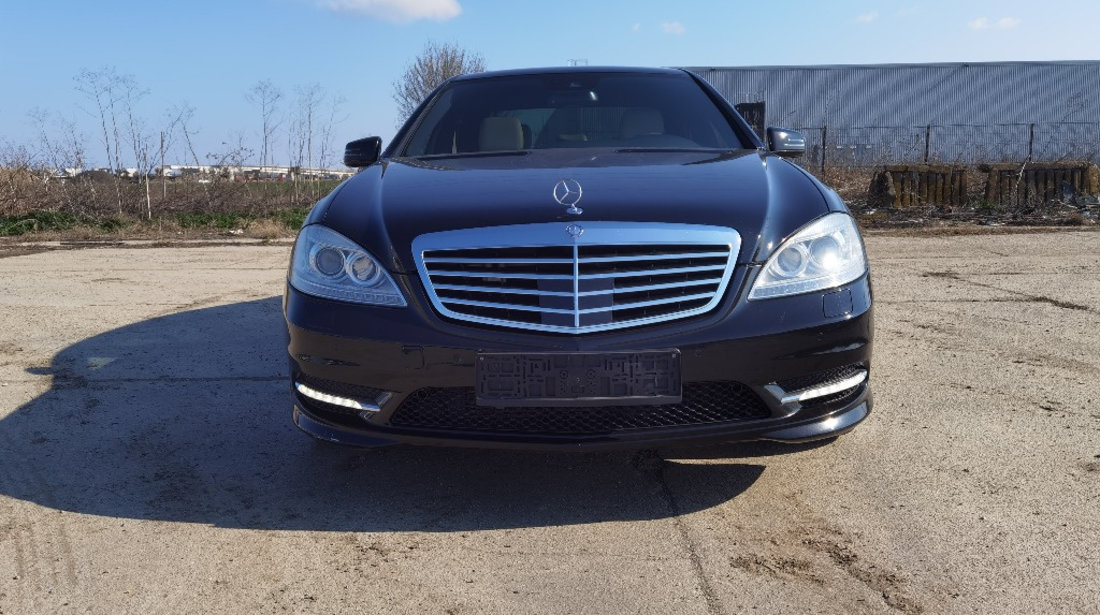 Bara fata Mercedes S class w221 facelift AMG