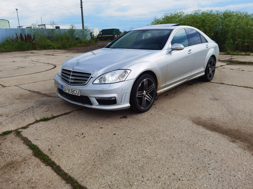 Bara fata Mercedes s320 cdi w221 amg design