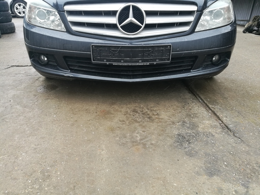Bara fata MercedesC 220 cdi w204