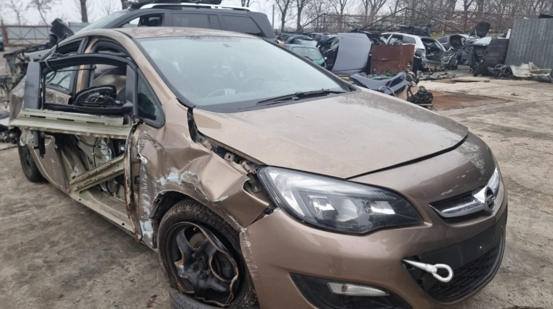 Bara fata Opel Astra J 2015 facelift berlina 1.7 cdti