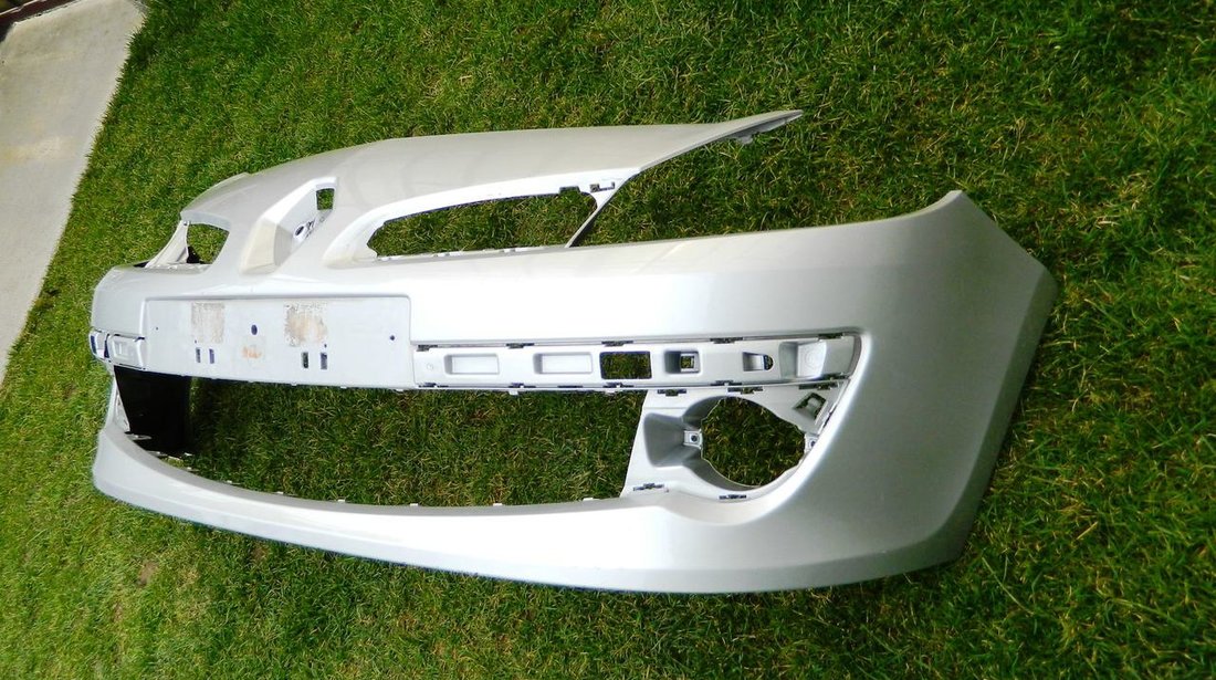 Bara fata Renault Clio 3 model 2006-2009 cod OEM 8200402106