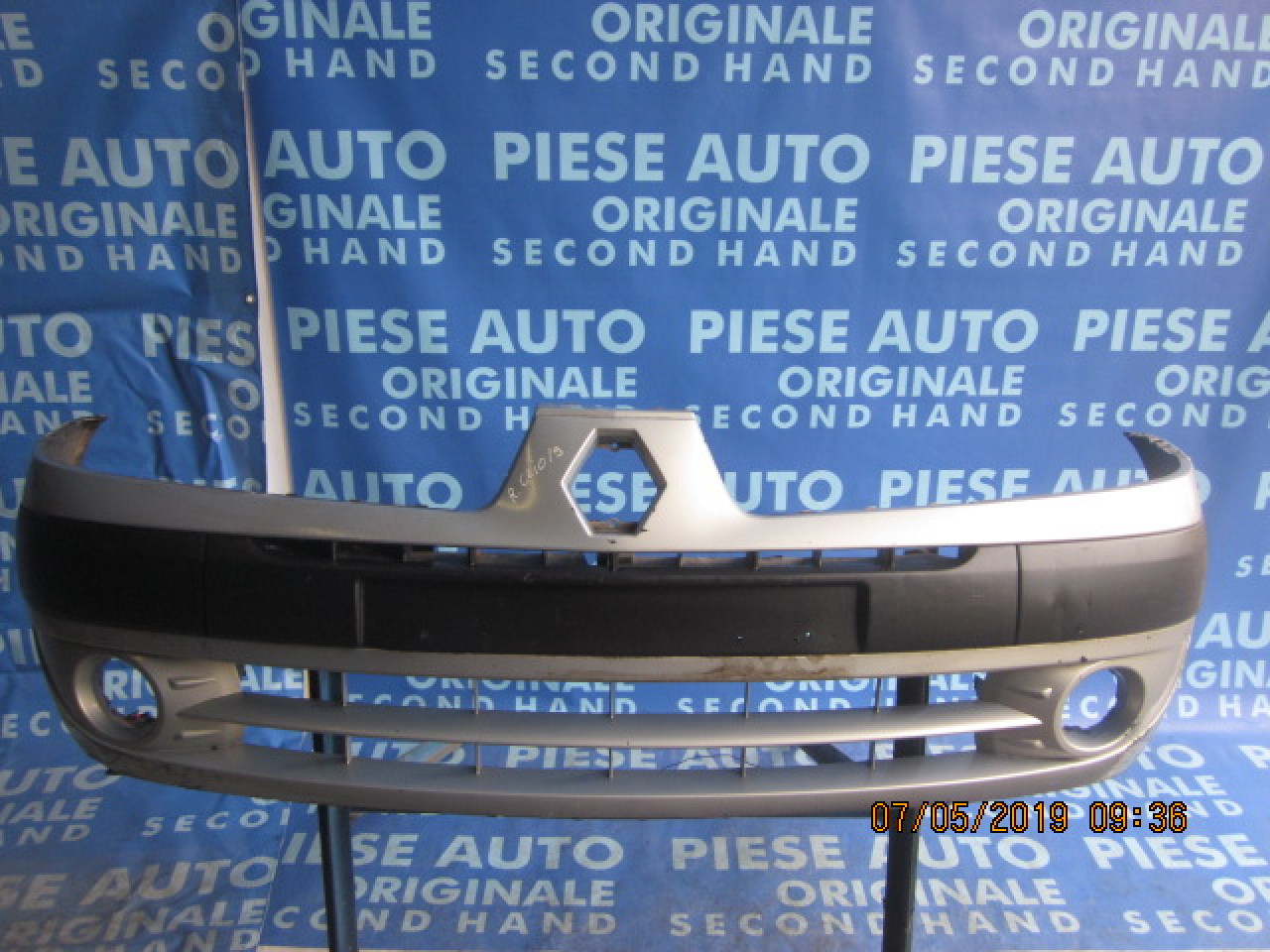 Bara fata Renault Clio; 8200074471