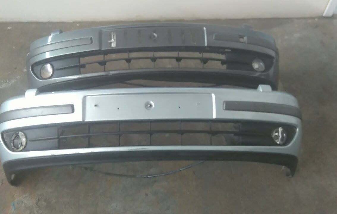 Bara fata Renault Laguna