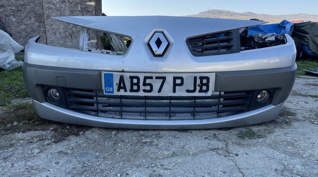 Bara fata Renault Megane 2 Facelift culoare gri