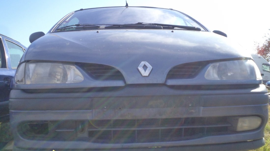 Bara fata Renault Scenic 1 9 TD 1999