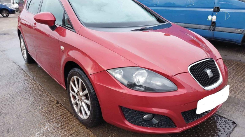 Bara fata Seat Leon 2 2010 HATCHBACK 2.0 TDI BKD