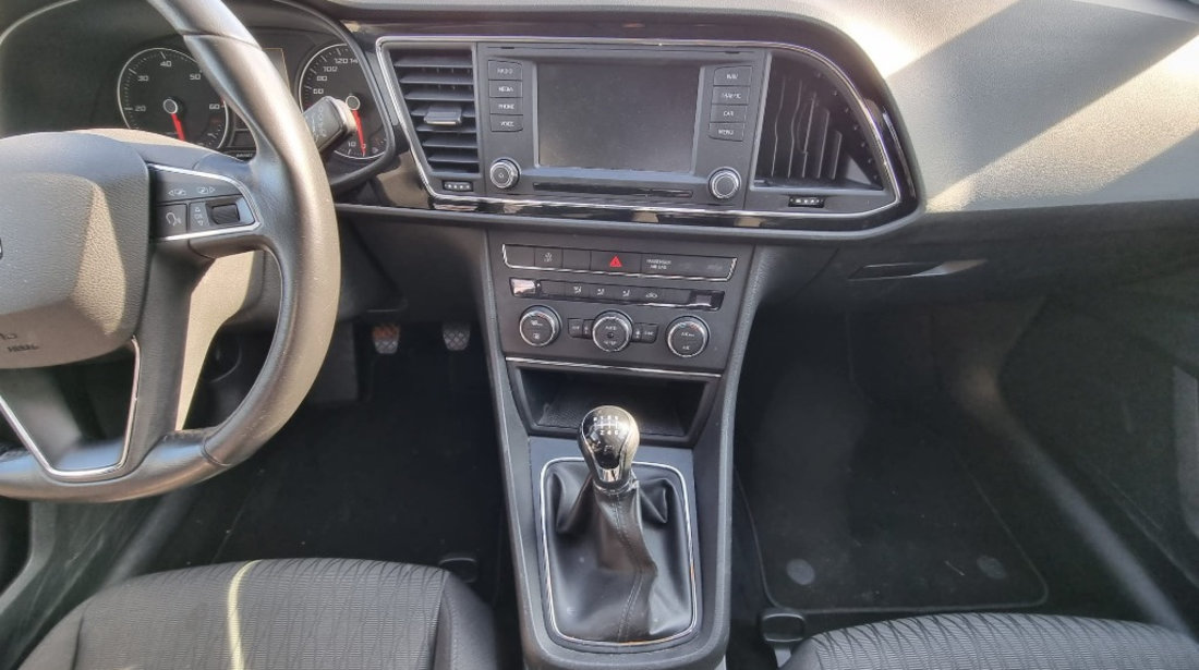 Bara fata Seat Leon 3 2015 break 1.6 tdi