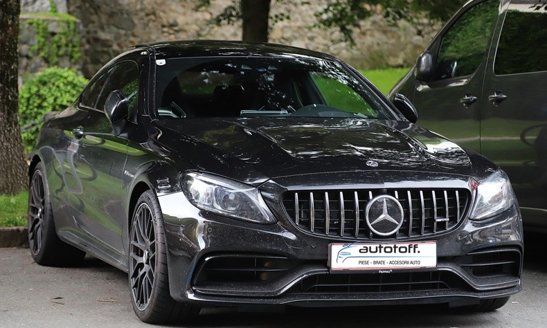 Bara fata si Difuzor bara spate Mercedes C-Class C205 A205 (14-19) C63 Design