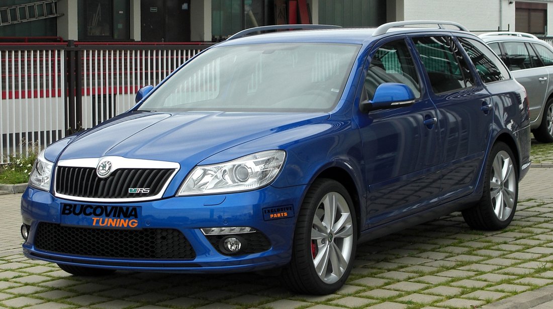 BARA FATA SKODA OCTAVIA 2 RS FACELIFT cu GRILA