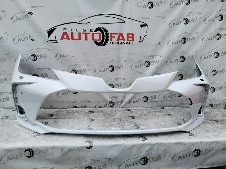 Bara fata Toyota Corolla Limuzina/berlina/sedan an 2018-2019-2020-2021-2022-2023 Gauri pentru 4 senzori si spalatoare faruri 9ALZJ8QFBD