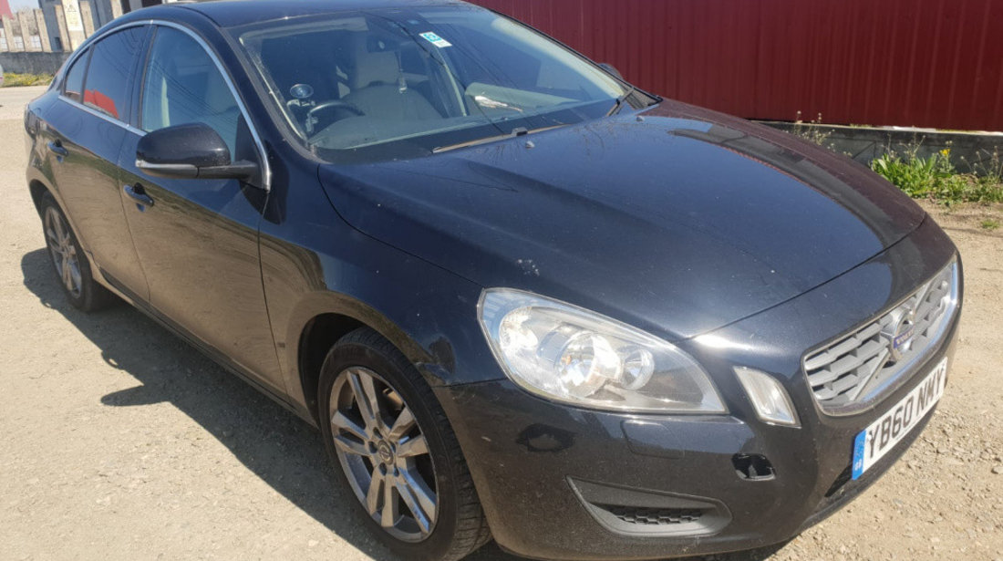 Bara fata Volvo S60 2011 berlina 2.0 d d3