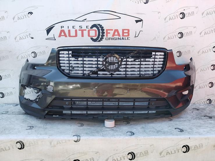 Bara fata Volvo XC40 an 2017-2018-2019-2020-2021 Gauri pentru 4 senzori si spalatoare faruri KXEL52T52V