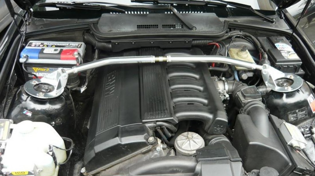 Bara rigidizare intre amortizoare fata BMW e 30 e36 e46 ( 4 si 6 cilindrii )
