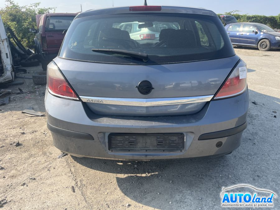 Bara Spate 4 Usi Mica Probl Opel ASTRA H 2004