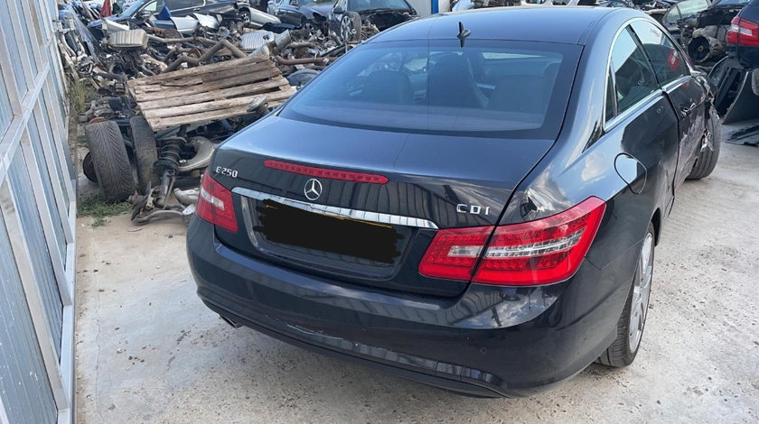 Bara spate AMG Mercedes E220 cdi coupe w207