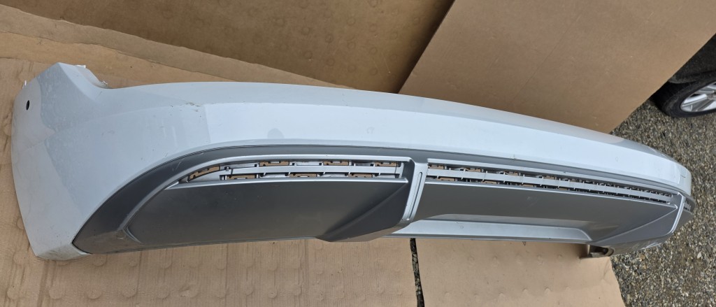 Bara spate Audi E-Tron 4KE S-Line 2020 2021 2022 2023