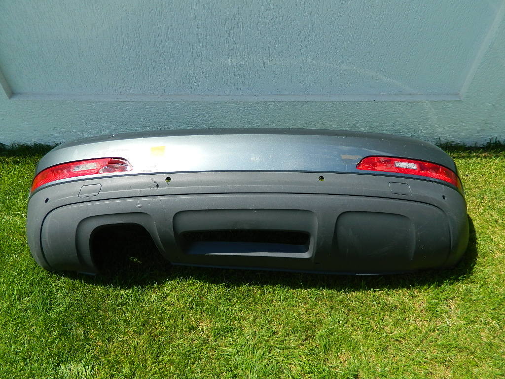 Bara spate Audi Q3 model 2011-2017 cod 8U0807385A