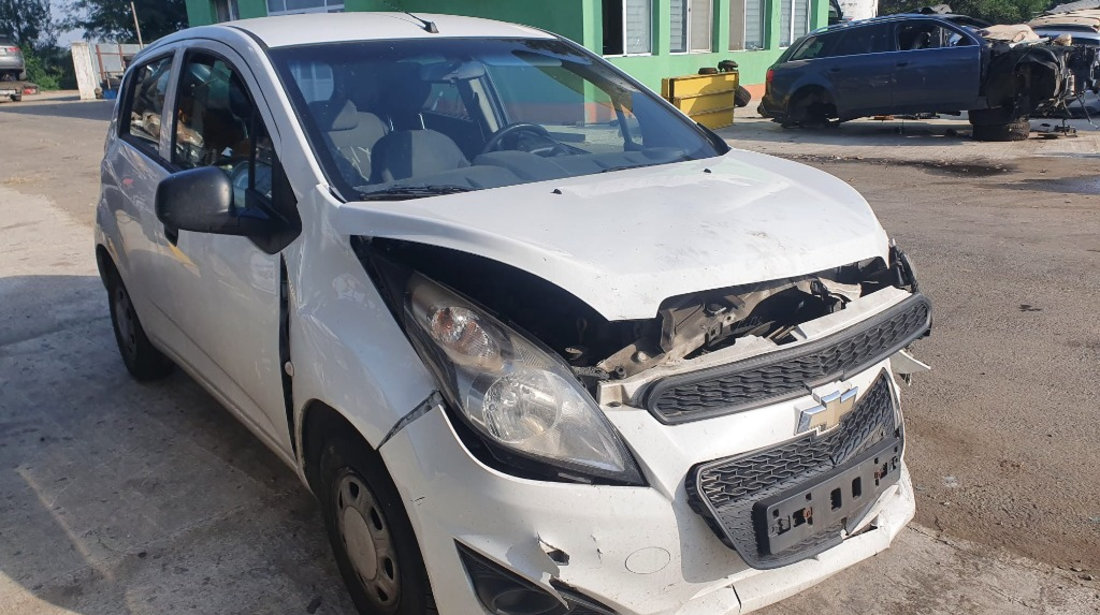 Bara spate Chevrolet Spark 2013 hatchback 1.0 benzina